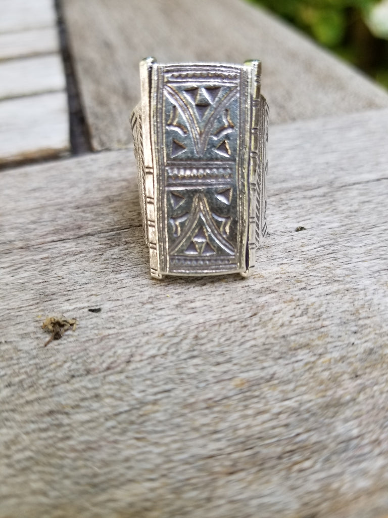 Sterling Silver Hill Tribe Ring - Aimeescloset.com