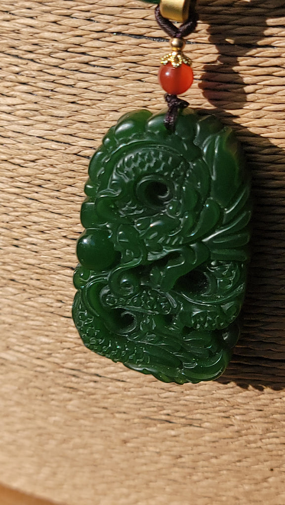 Green Jade pendant - Aimeescloset.com