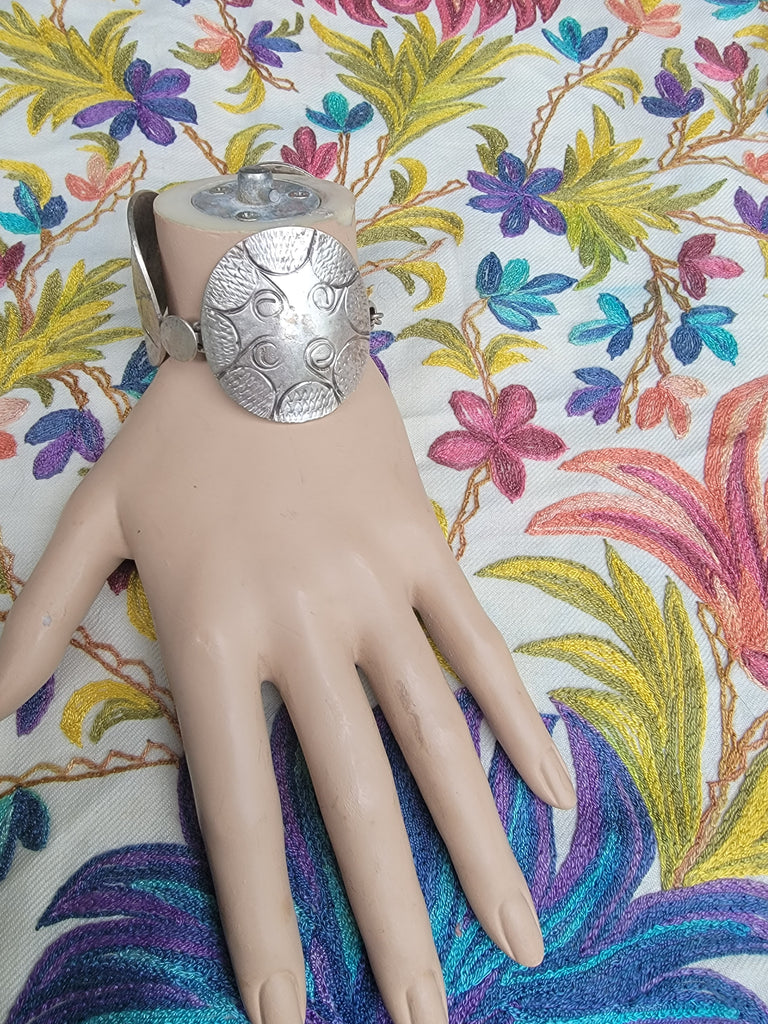 Thee Disc Bracelet - Aimeescloset.com