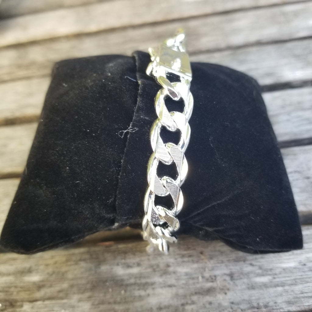 Patterned Link Bracelet - Aimeescloset.com